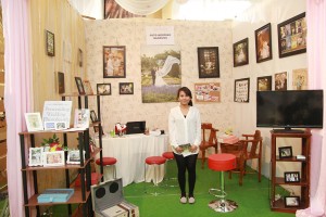 Ini dia jadinya booth pamerannya.. Not bad lah ya untuk ukuran dekor sendiri.. hihi