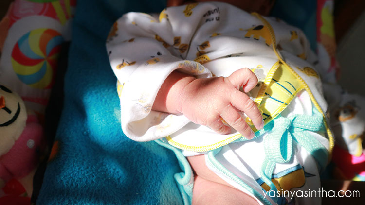 yasinyasintha, blogger bandung, parenting, menjemur bayi 