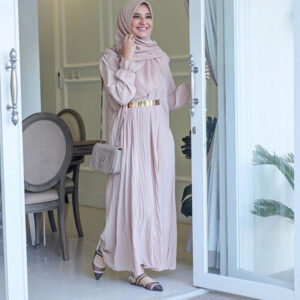 ootd gamis shiren sungkar sebagai inspirasi gaya gamis elegan
