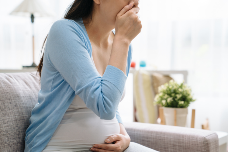 mual saat hamil wajar terjadi karena adanya perubahan hormon
