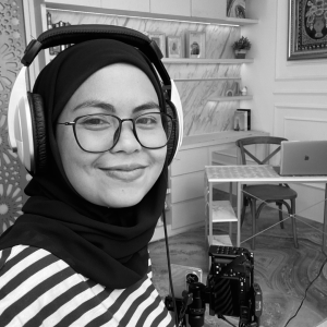 yasinta astuti seorang blogger asal bandung yang juga konten kreator untuk rumah sakit dan dokter-dokter