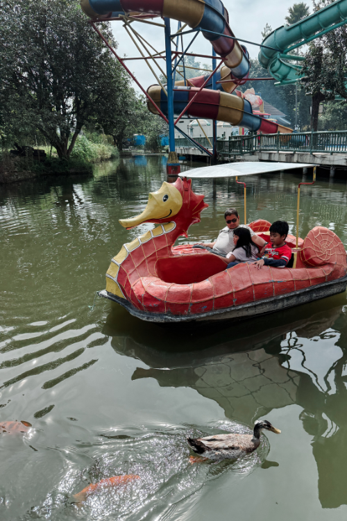 review menginap di danau dariza garut