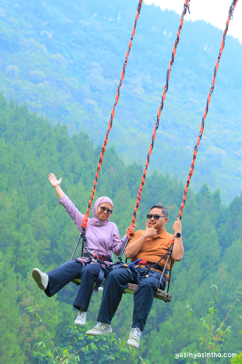 valley swing di the Lodge Maribaya